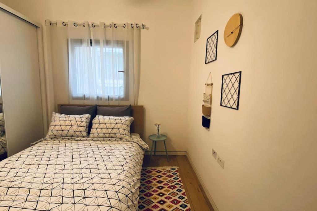 Laura Compound- Authentic 1 Bedroom Charming & Specious Tel Aviv Esterno foto