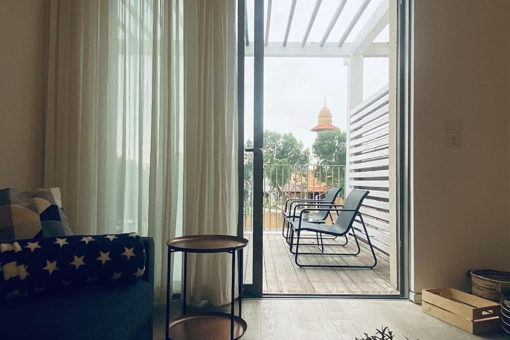 Laura Compound- Authentic 1 Bedroom Charming & Specious Tel Aviv Esterno foto